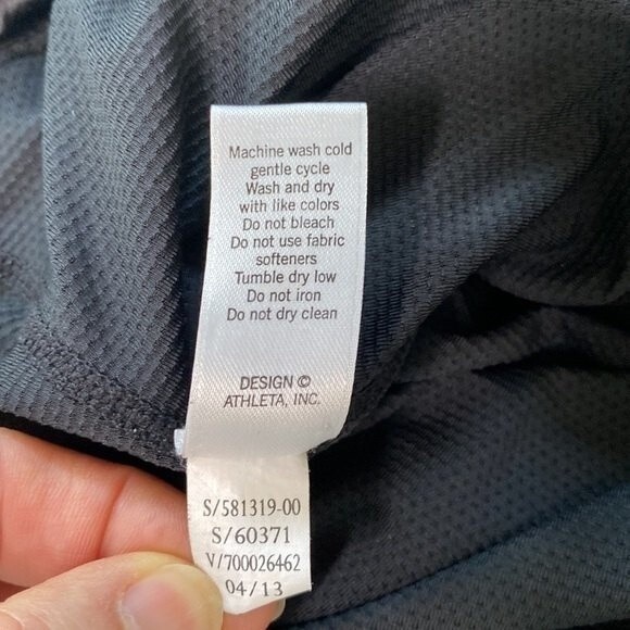 Athleta Swagger Tennis Skirt Skort Black with Blue Floral Print Tiered Ruffle - Picture 10 of 15